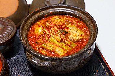 《我们之中》今日登陆Xbox＆PS平台 支持跨平台游戏